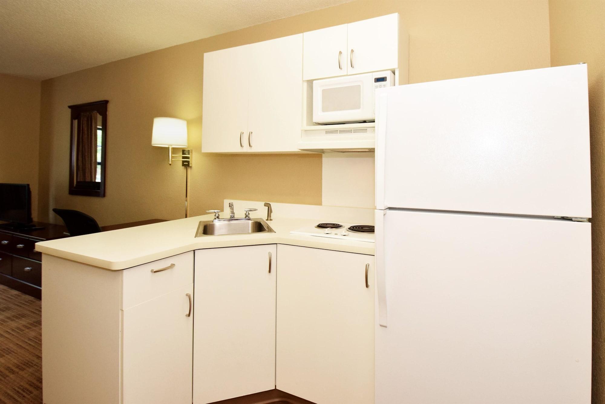 Extended Stay America Suites - New York City - Laguardia Airport Dış mekan fotoğraf