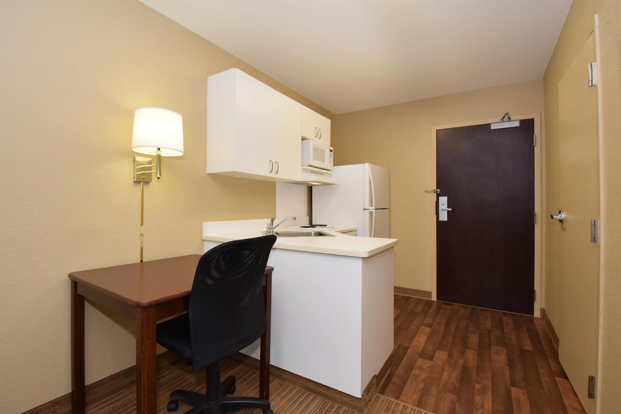 Extended Stay America Suites - New York City - Laguardia Airport Dış mekan fotoğraf