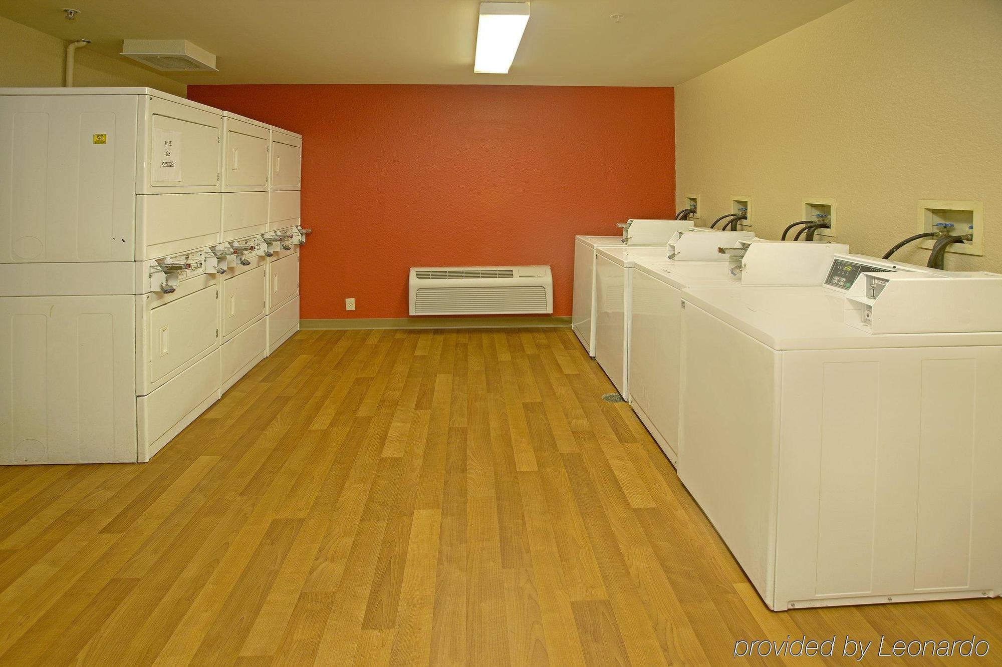 Extended Stay America Suites - New York City - Laguardia Airport Dış mekan fotoğraf