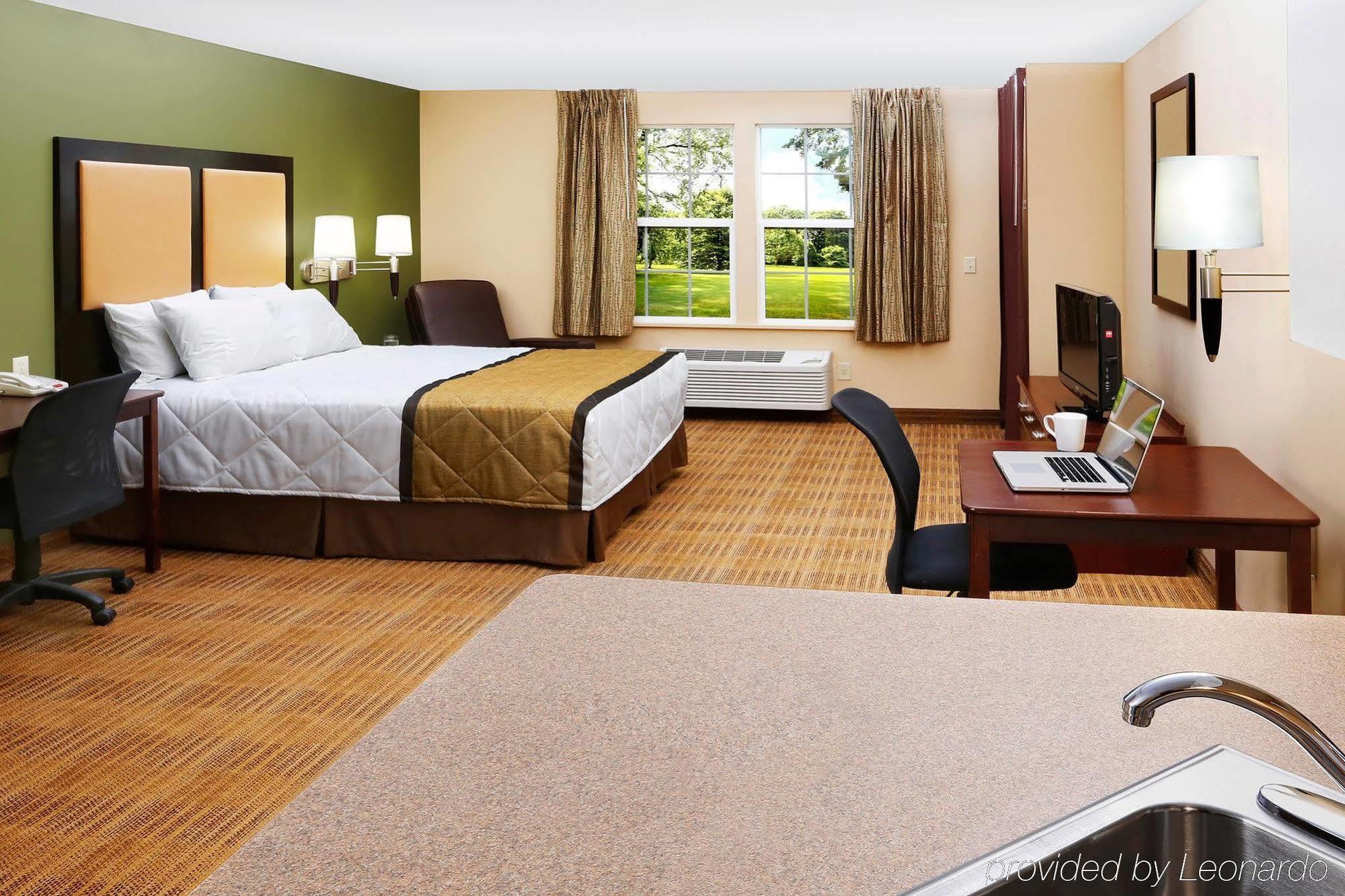 Extended Stay America Suites - New York City - Laguardia Airport Dış mekan fotoğraf